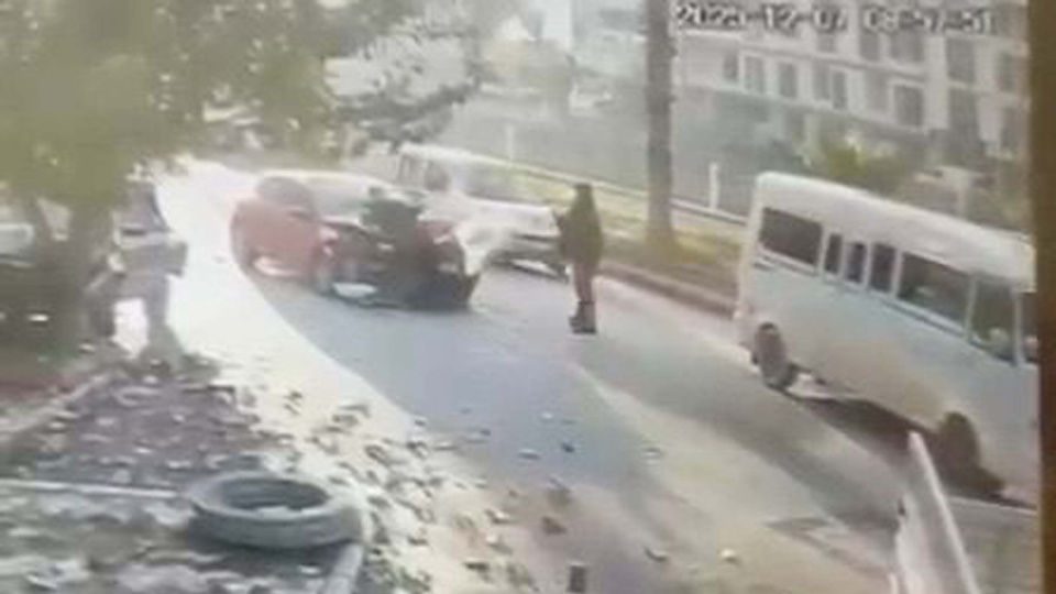 Çarptı, çekti, paylaştı, tutuklandı!