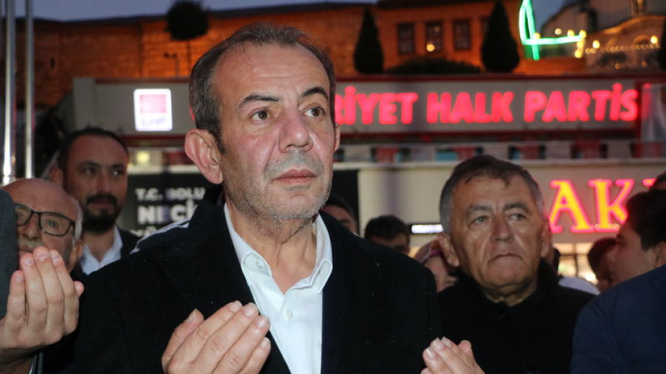 CHP'li Tanju Özcan, Umre'ye uğurlandı