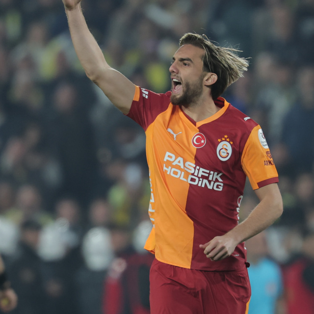 Baba olduğunu duyurdu