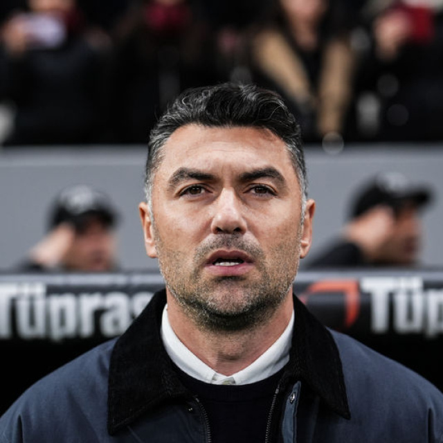 "Oyuncularımı tebrik ediyorum"