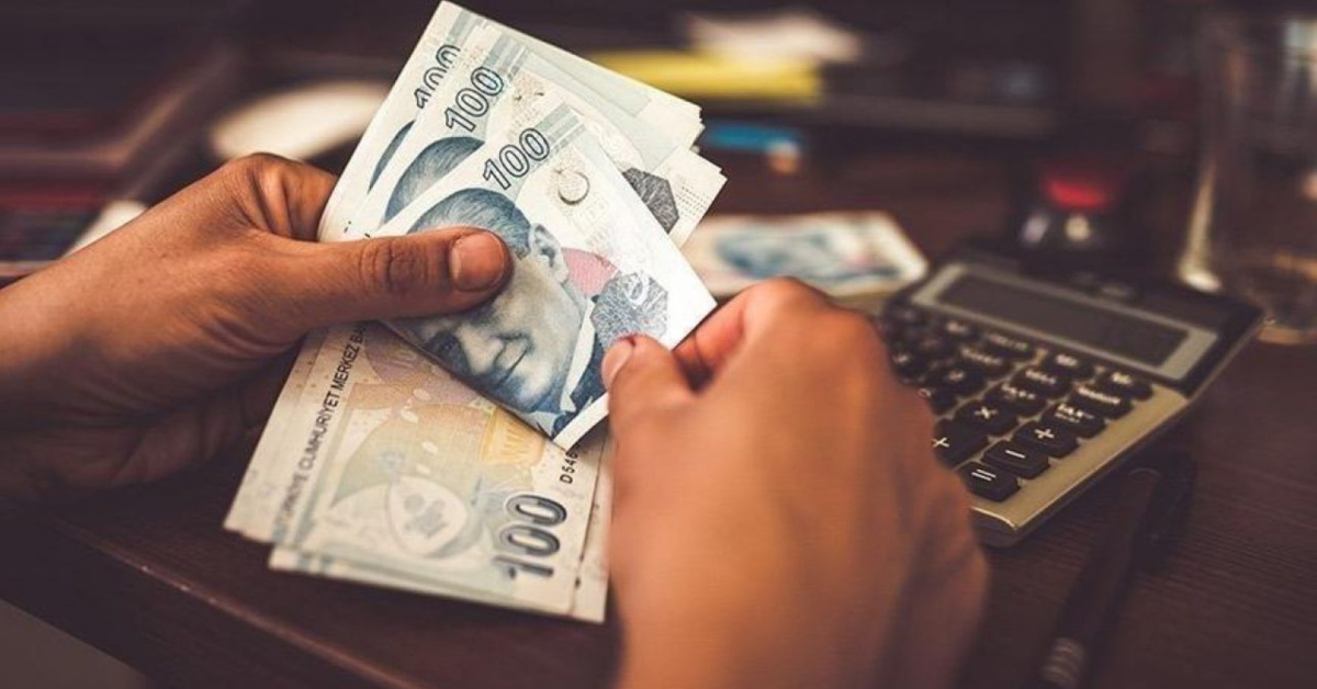 Parayı saklayan zararda, harcayan niye karda?