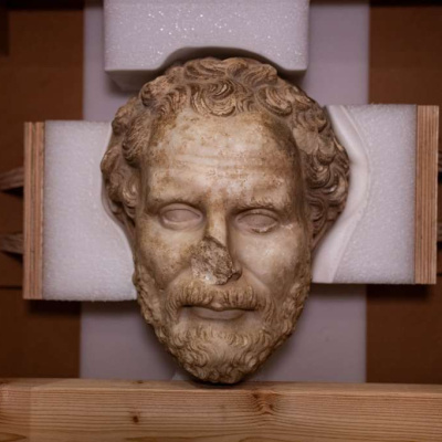 Boubon'un kayıp imparatoru ve 28 eser yurda dönüyor