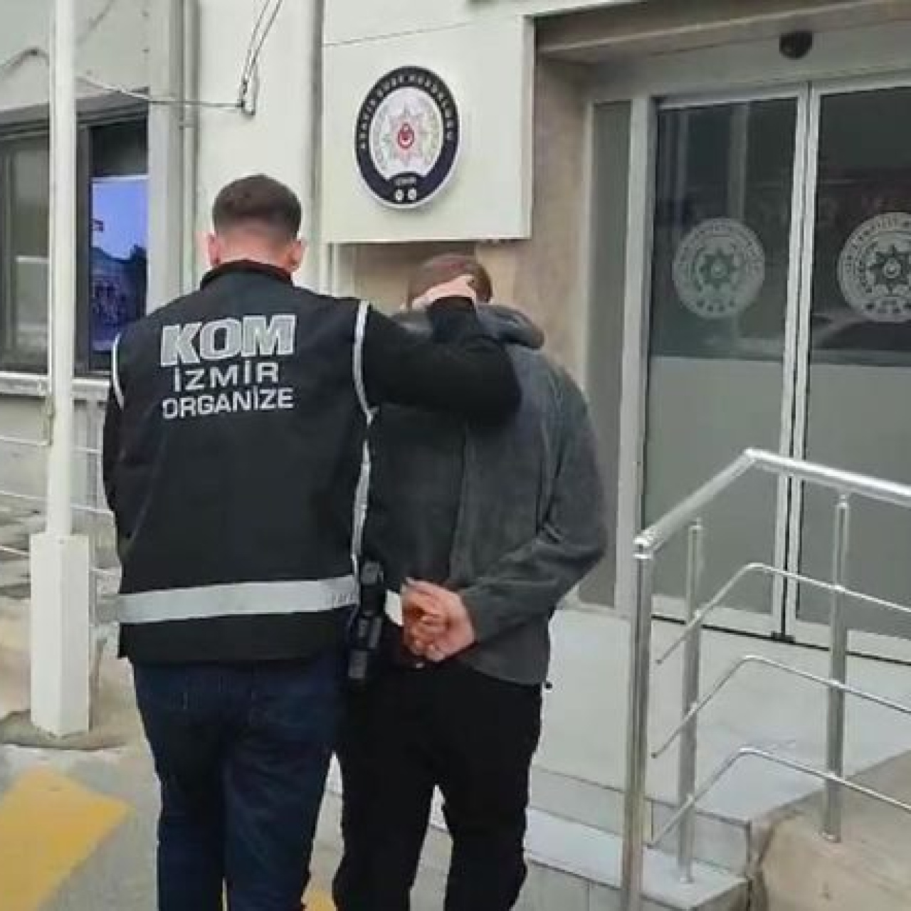 Yasa dışı bahis suç örgütüne operasyon! 