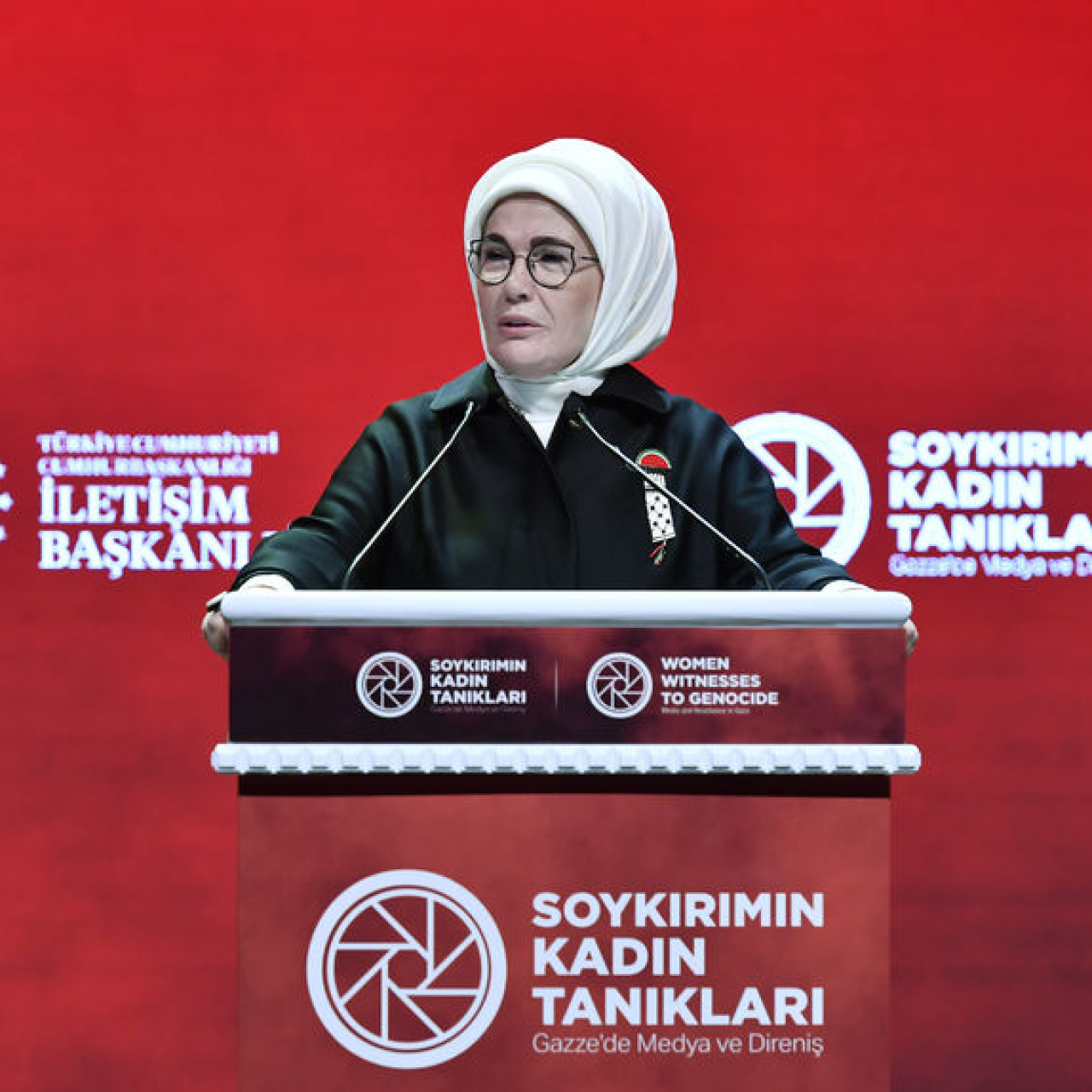 'İnsanlığa gönül koyarak veda ettiler'