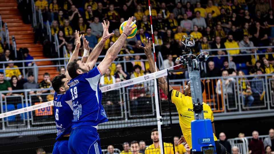 Halkbank mağlubiyetle başladı!