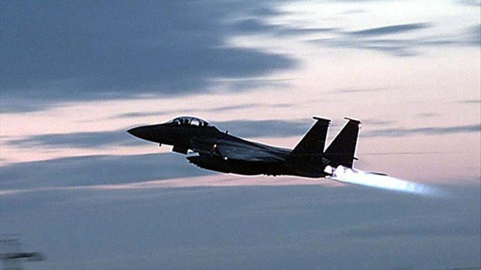 ABD jetleri, Venezuela çevresinde uçuş yaptı