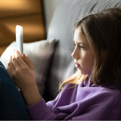 Avustralya'da 16 yaş altına sosyal medya yasağı geldi