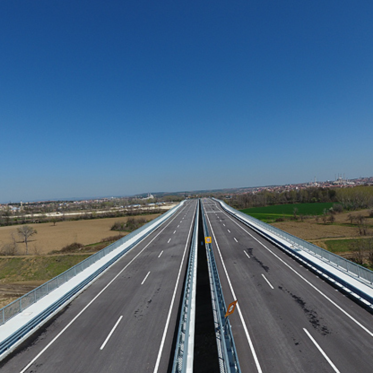 Erzincan - İzmir kaç kilometre?