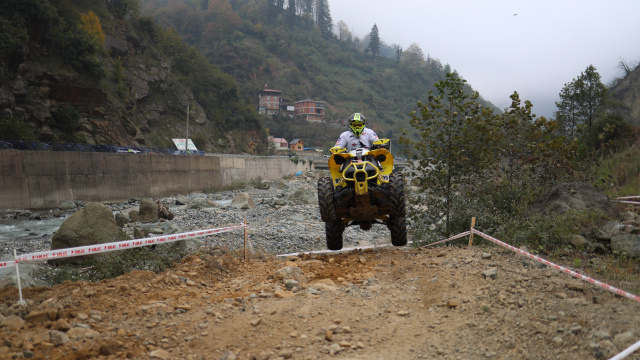 Adrenalinle doğanın buluşma noktası: Senoz Vadisi