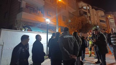 Manisa'da 2 bina tahliye edildi