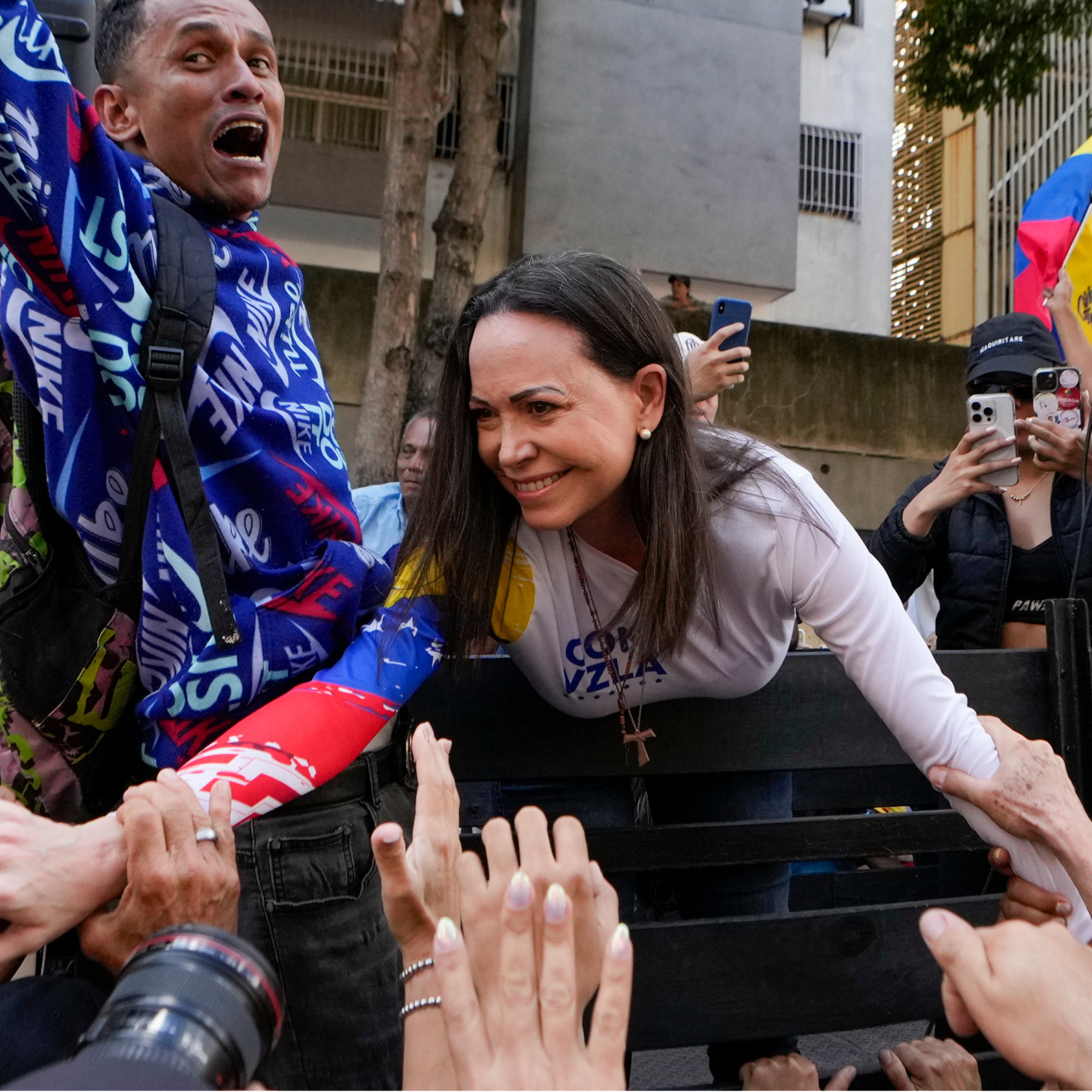 Film gibi kaçış: Machado tekneyle Venezuela'dan çıkmış