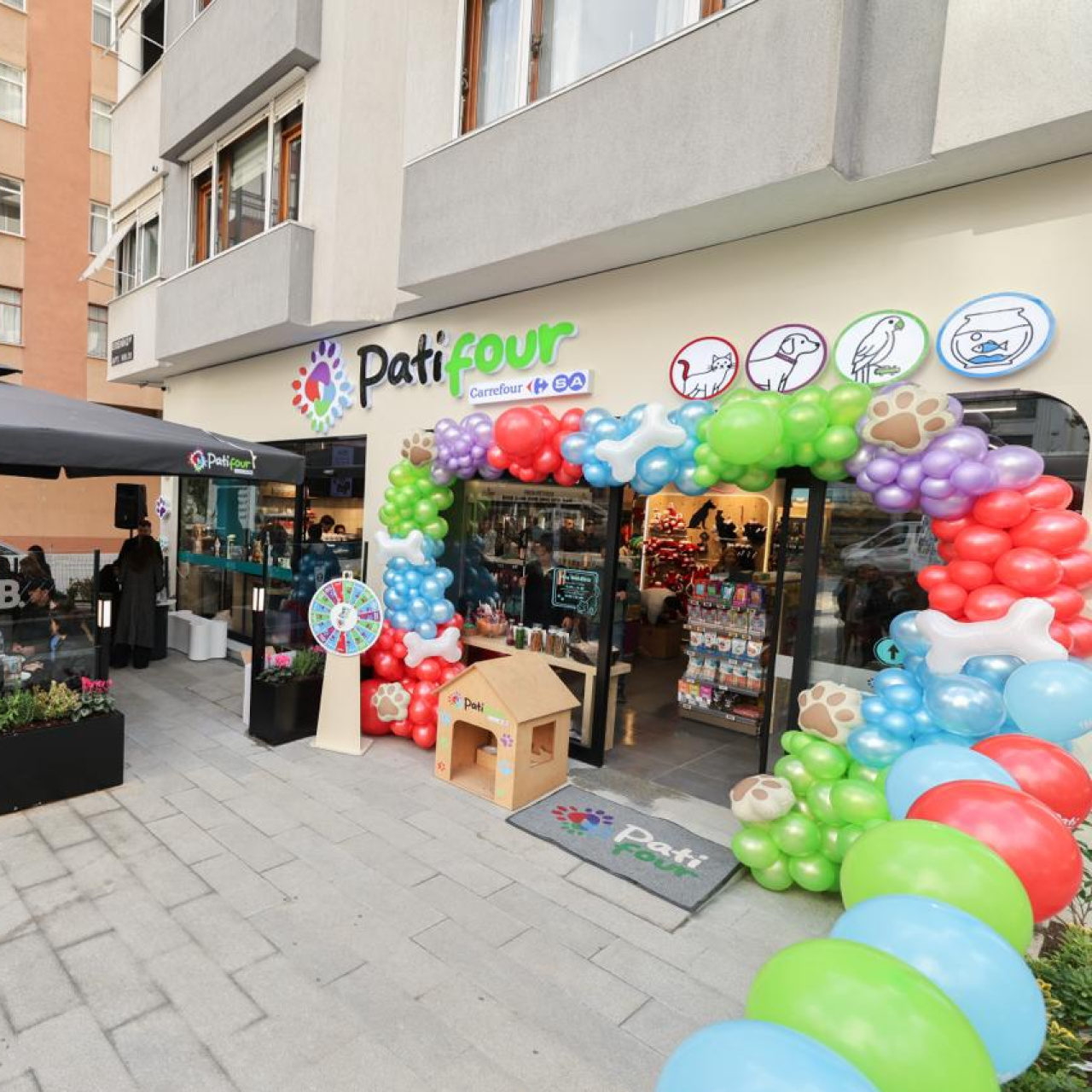 PATiFOUR açıldı