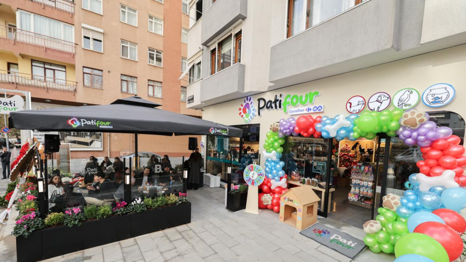 PATiFOUR açıldı