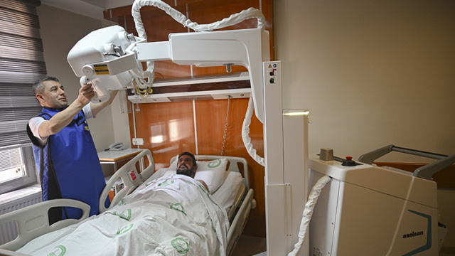Yerli mobil röntgen cihazı Ankara'da hizmete sunuldu