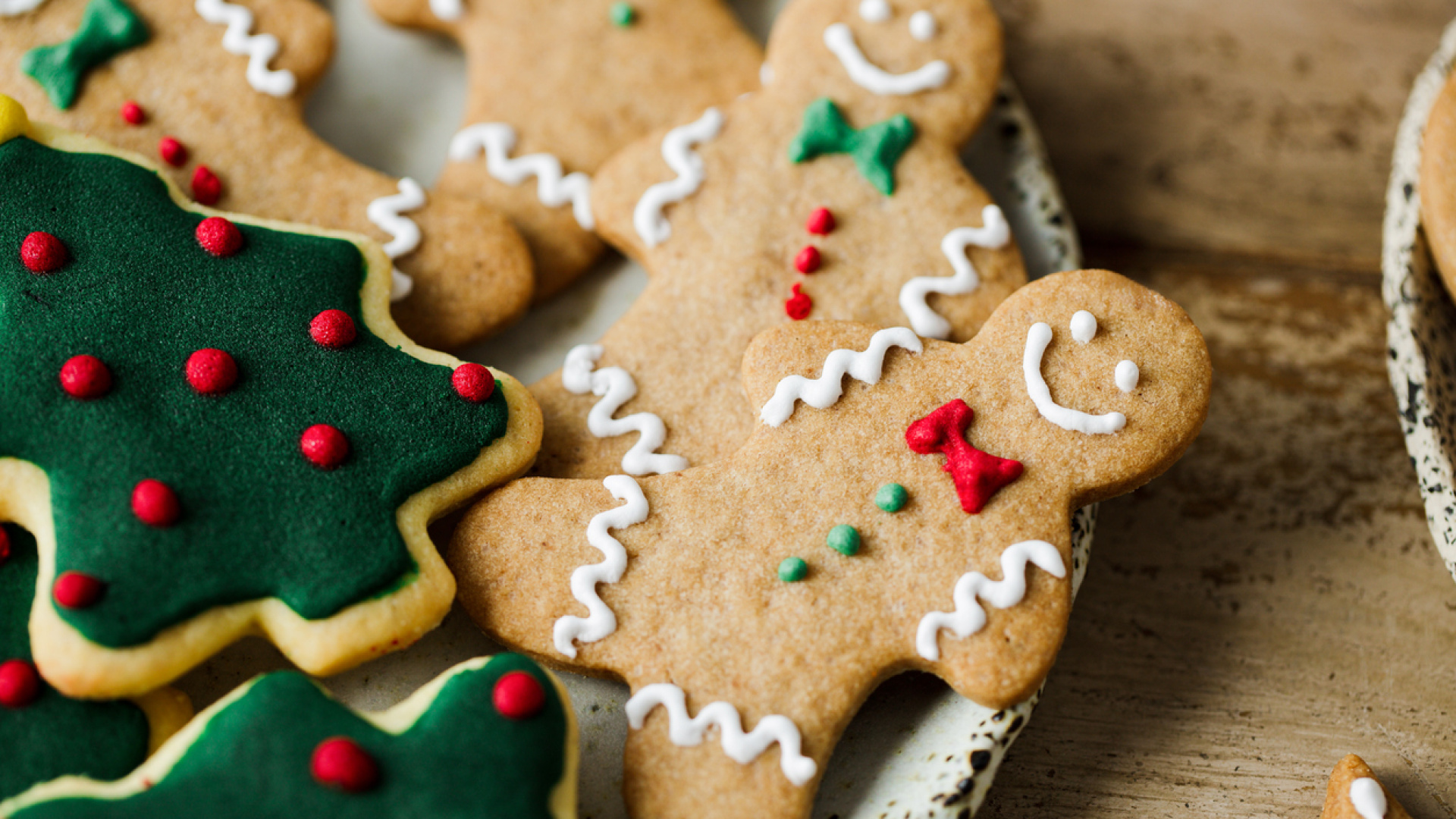 Bu kurabiye yılbaşının sembolü! Yeni yıl ruhunu mutfağa taşıyan gingerbread kurabiye tarifi!