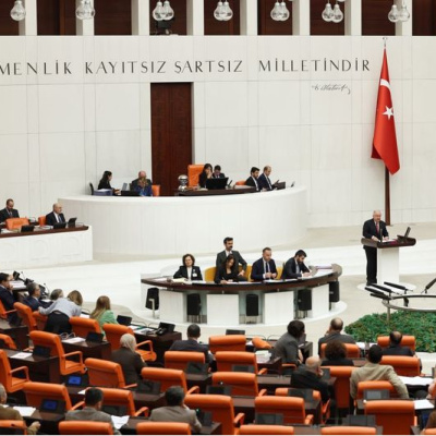 İki bakanlığın bütçesi kabul edildi
