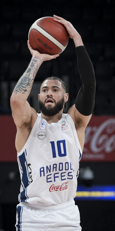 Anadolu Efes, İspanya'da kaybetti!
