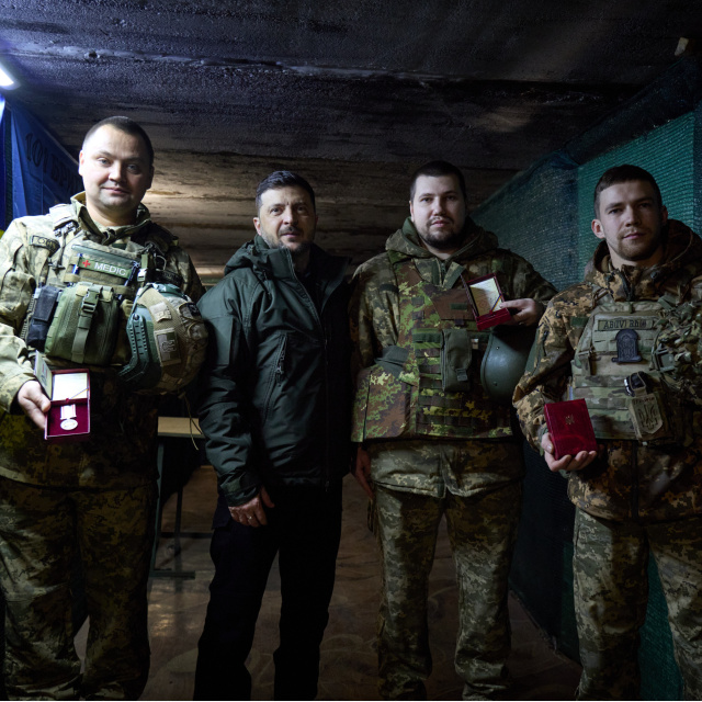 Zelenskiy Kupyansk'a gitti