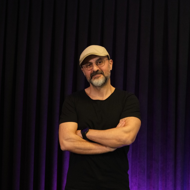 Barış Özgenç: İyi bir seslendirme hakem gibi olmalı