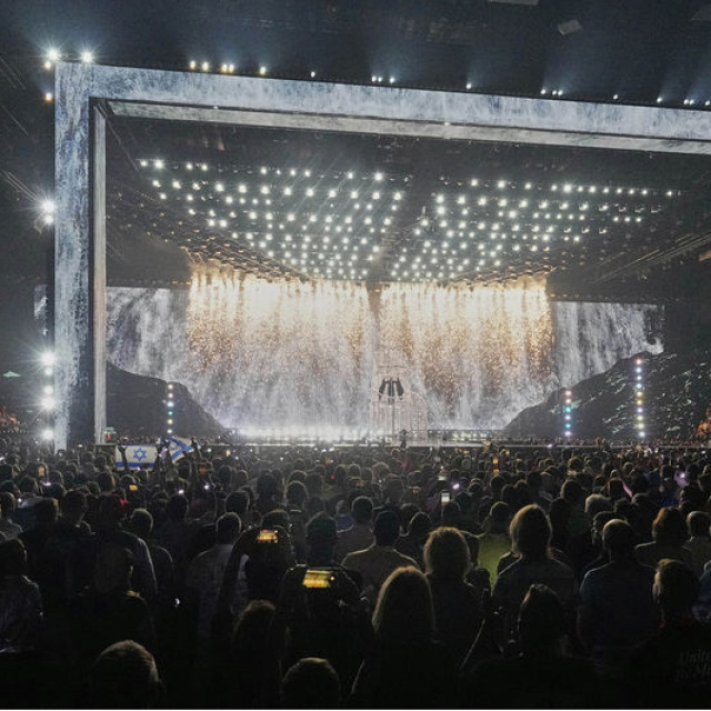 Eurovision ödülünü iade edecek