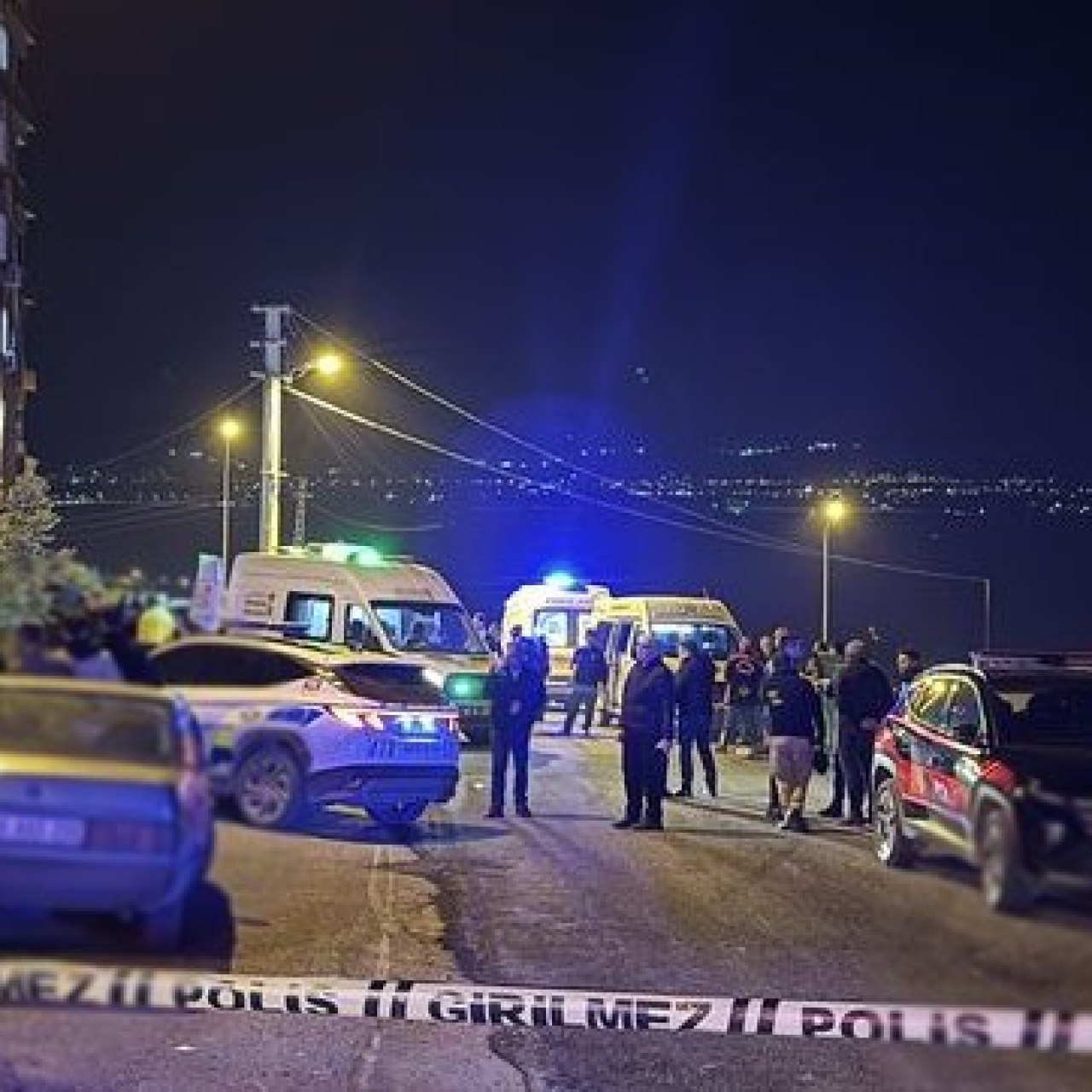 Otomobile silahlı saldırı; kadın sürücü öldü