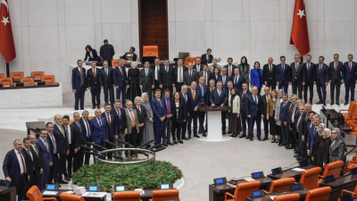 İki bakanlığın bütçesi kabul edildi