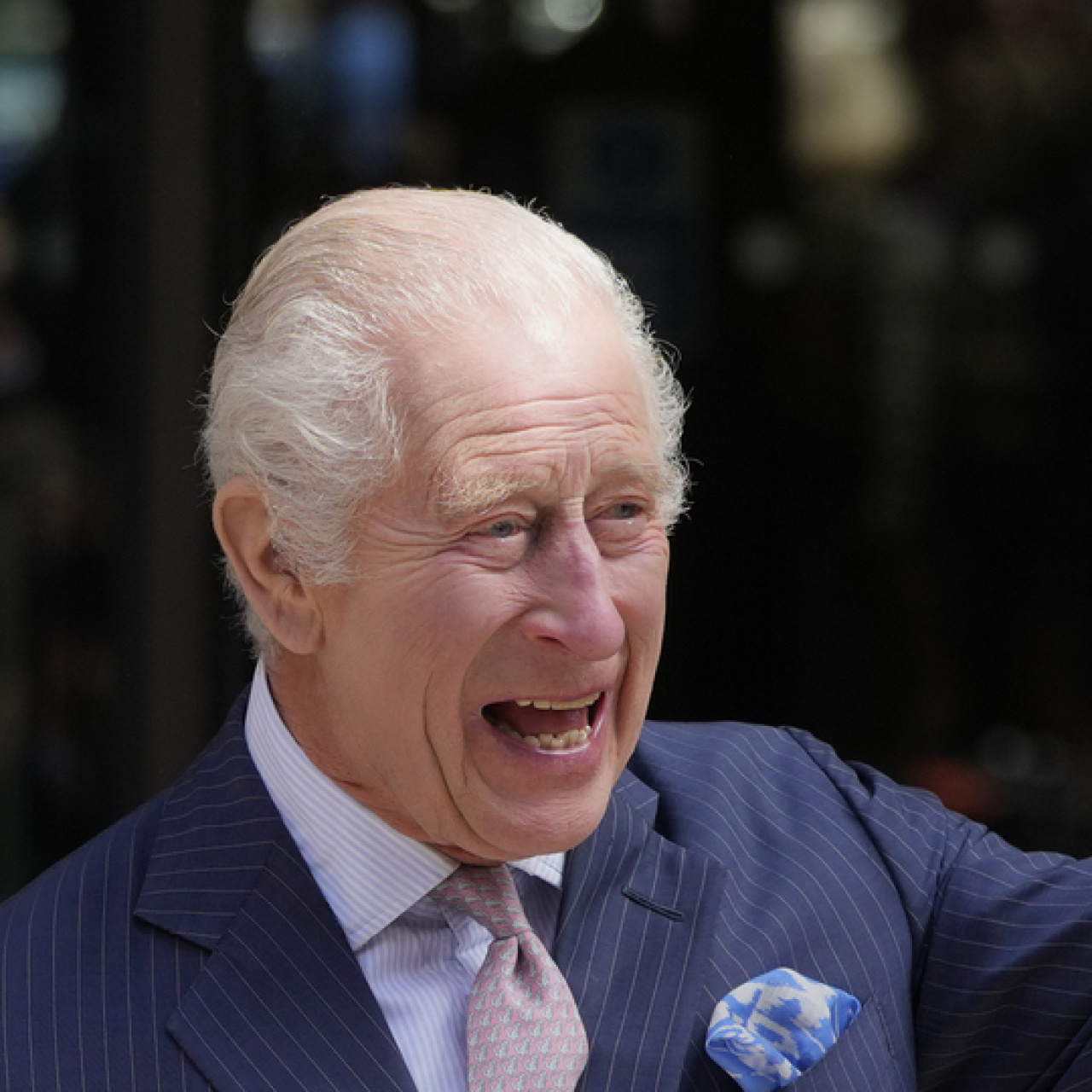 Charles'tan müjdeli haber