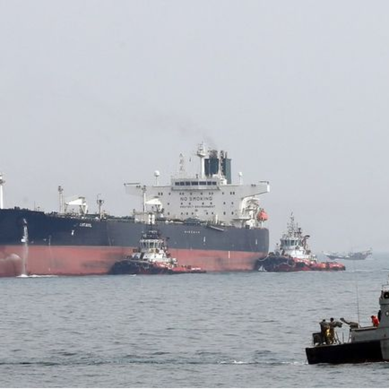 İran, Hürmüz Boğazı’nda bir tankere el koydu