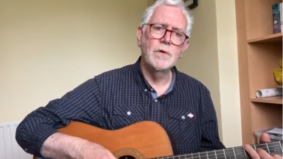 Ödülünü iade edecek