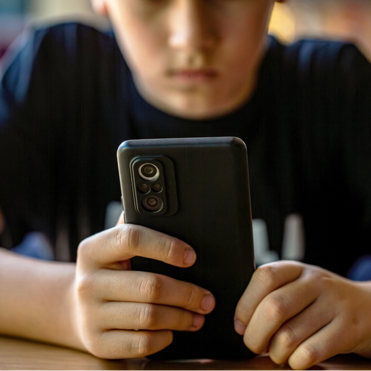 Dijital yorgunluk çocuklarda başarıyı düşürüyor