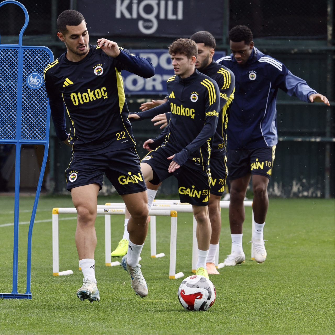 Fenerbahçe'de Konyaspor mesaisi başladı