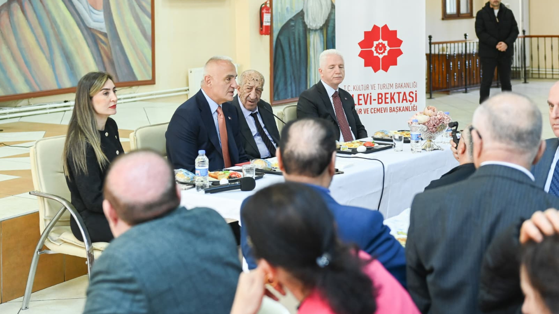 Son dakika: Bakan Ersoy açıkladı: Cemevleri imar planlarına işlenecek | Son dakika haberleri