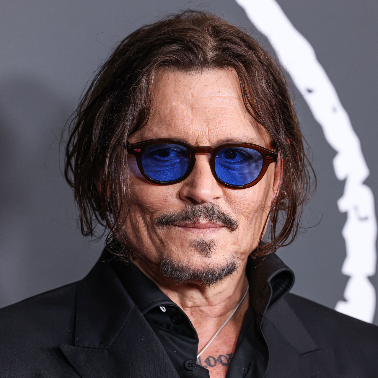 Johnny Depp'ten bir ilk