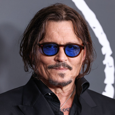 Johnny Depp'ten bir ilk