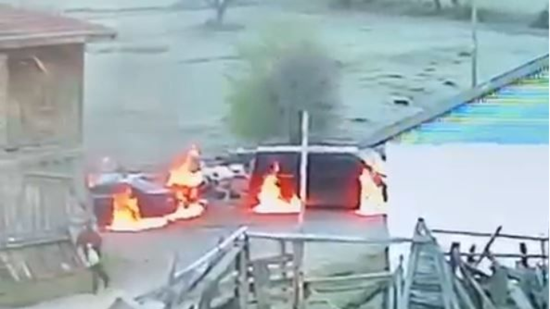 4 aracı yakılan muhtar: Eve sıçrasaydı facia olacaktı | Son dakika haberleri