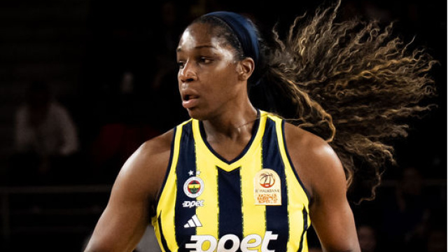 Fenerbahçe Opet sahasında galip!