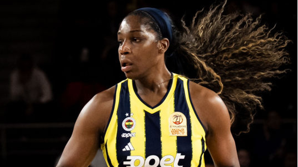 Fenerbahçe Opet sahasında galip!