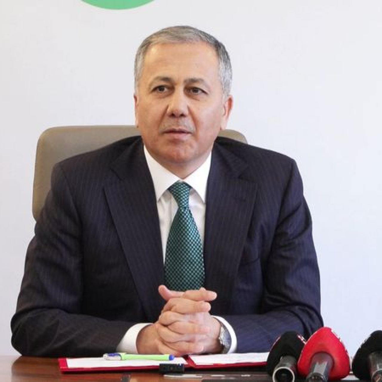 Yerlikaya duyurdu: Trafik magandası yakalandı