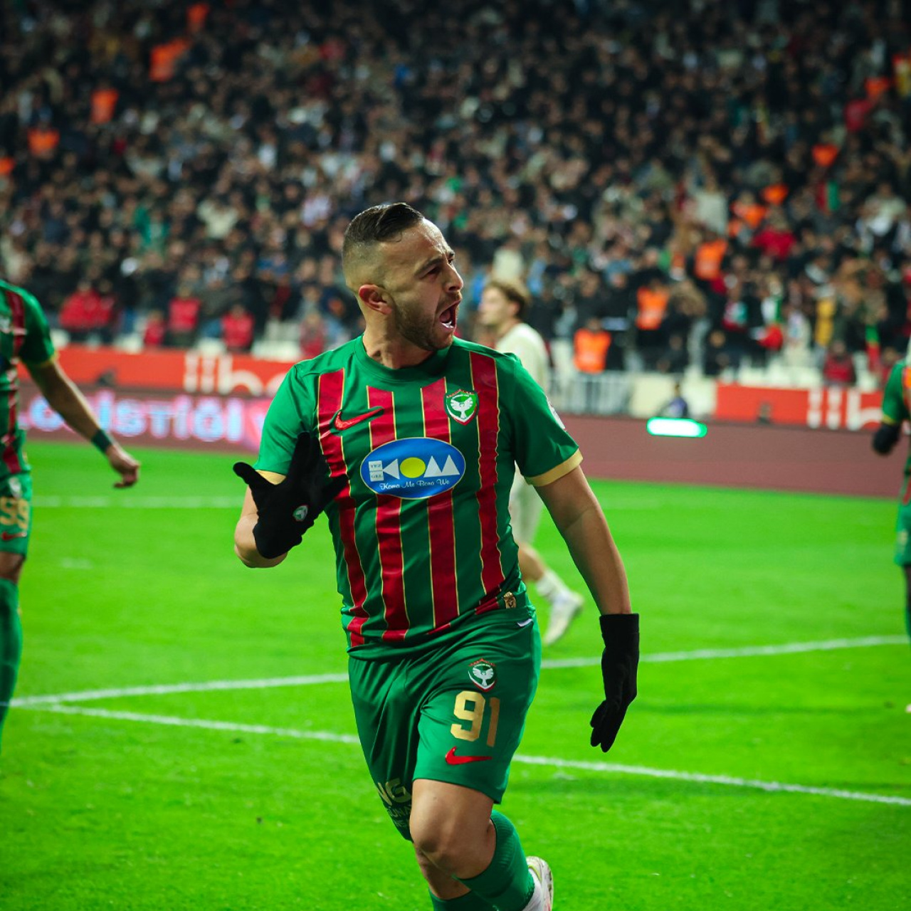 Amed SK, maç fazlasıyla liderliğe ulaştı!