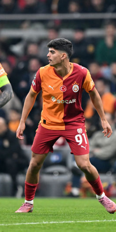 "Galatasaray'a layık bir oyuncu olacağım"