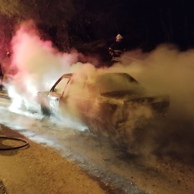 Park halindeki otomobilde patlama: 1 ölü