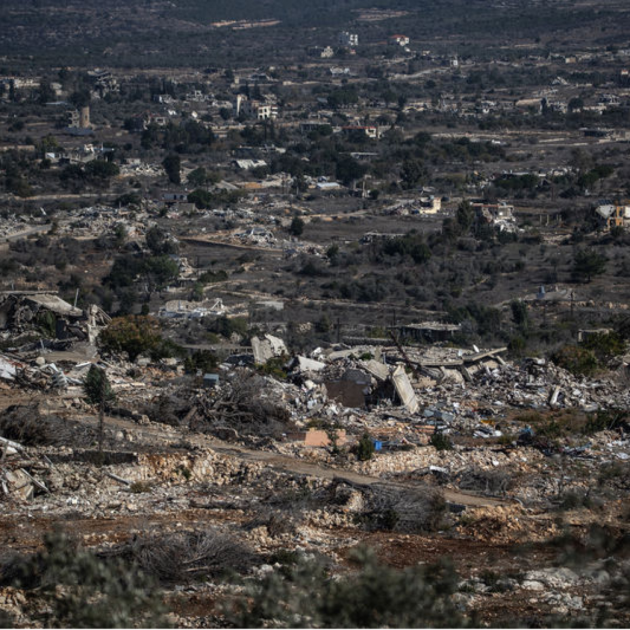 İsrail saldırı tehdidini askıya aldı
