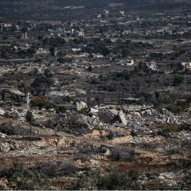 İsrail saldırı tehdidini askıya aldı