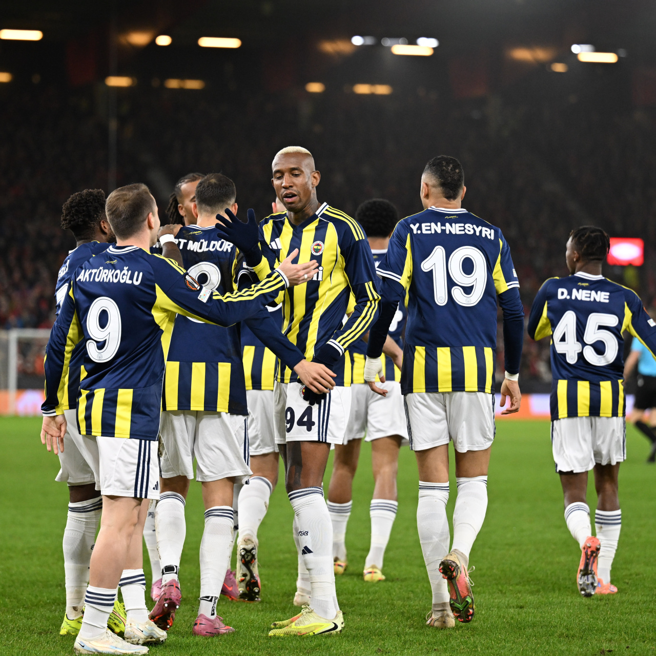 Fenerbahçe, Konyaspor'u konuk edecek!