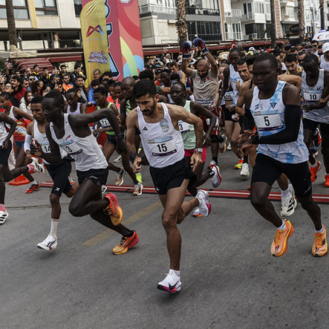 Mersin'de 'Türkiye maratonlar rekoru' kırıldı
