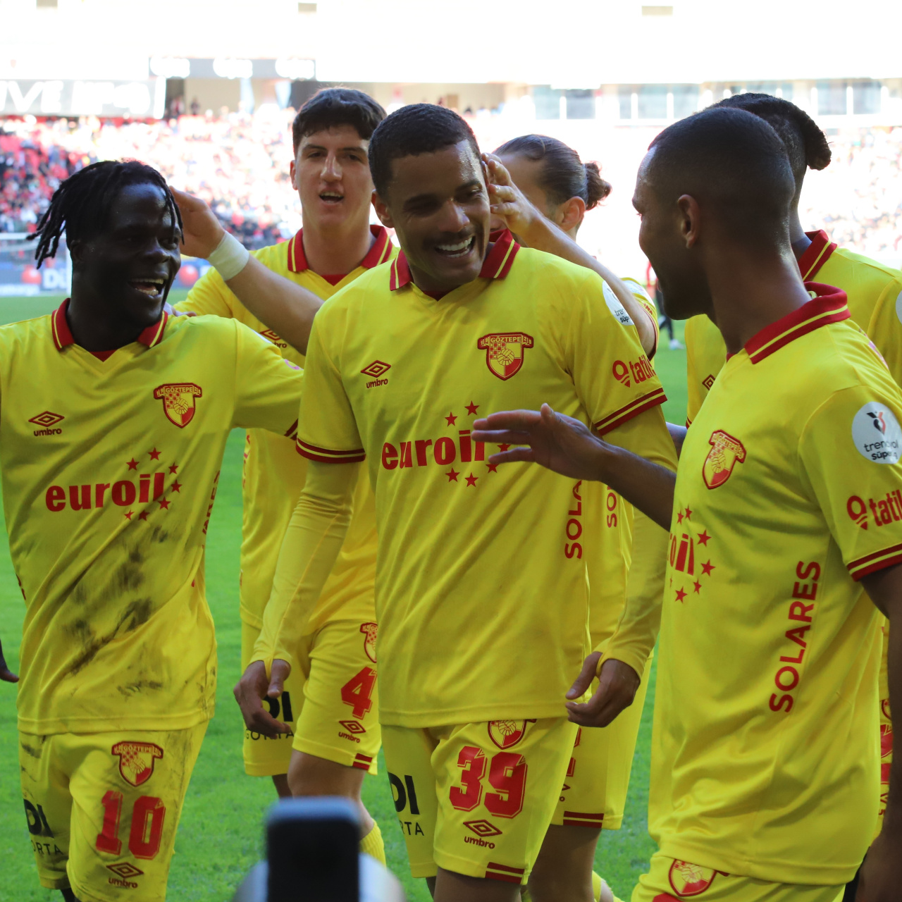 Göztepe 3 puanı tek golle aldı!