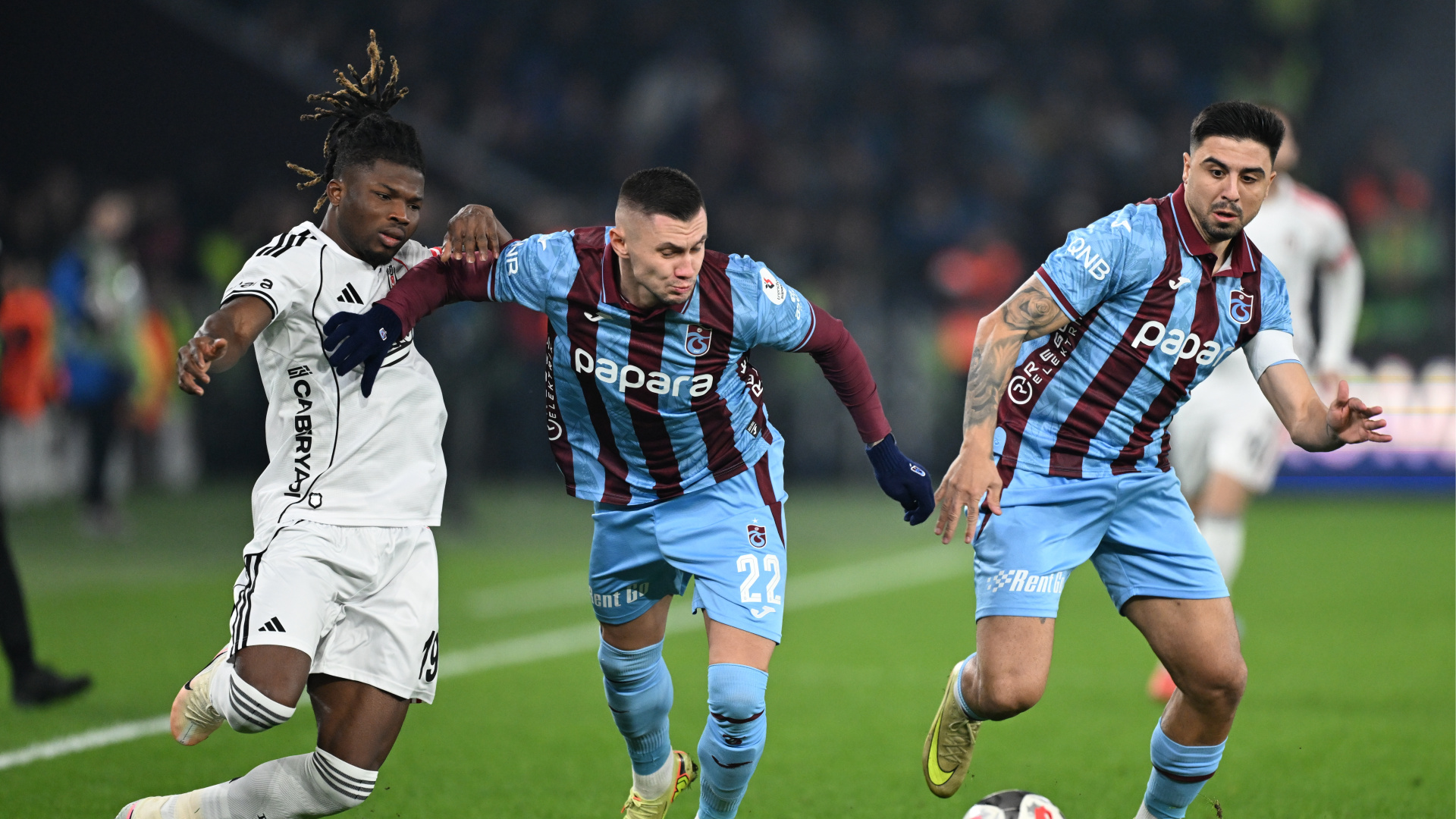 Trabzonspor'da 2 değişiklik: Savic 5 maç sonra kadroda! - Trabzonspor Haberleri