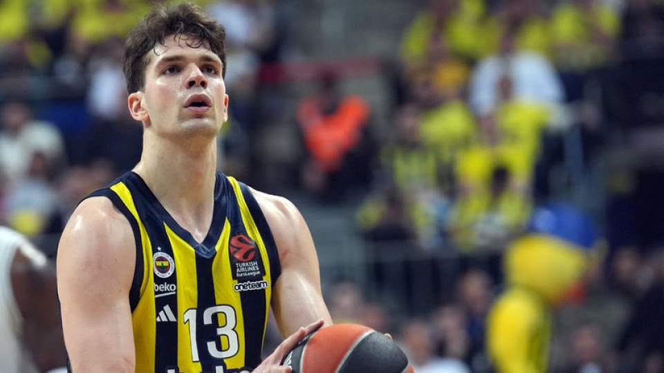 Fenerbahçe Beko, A. Efes'i uzatmalarda yıktı!