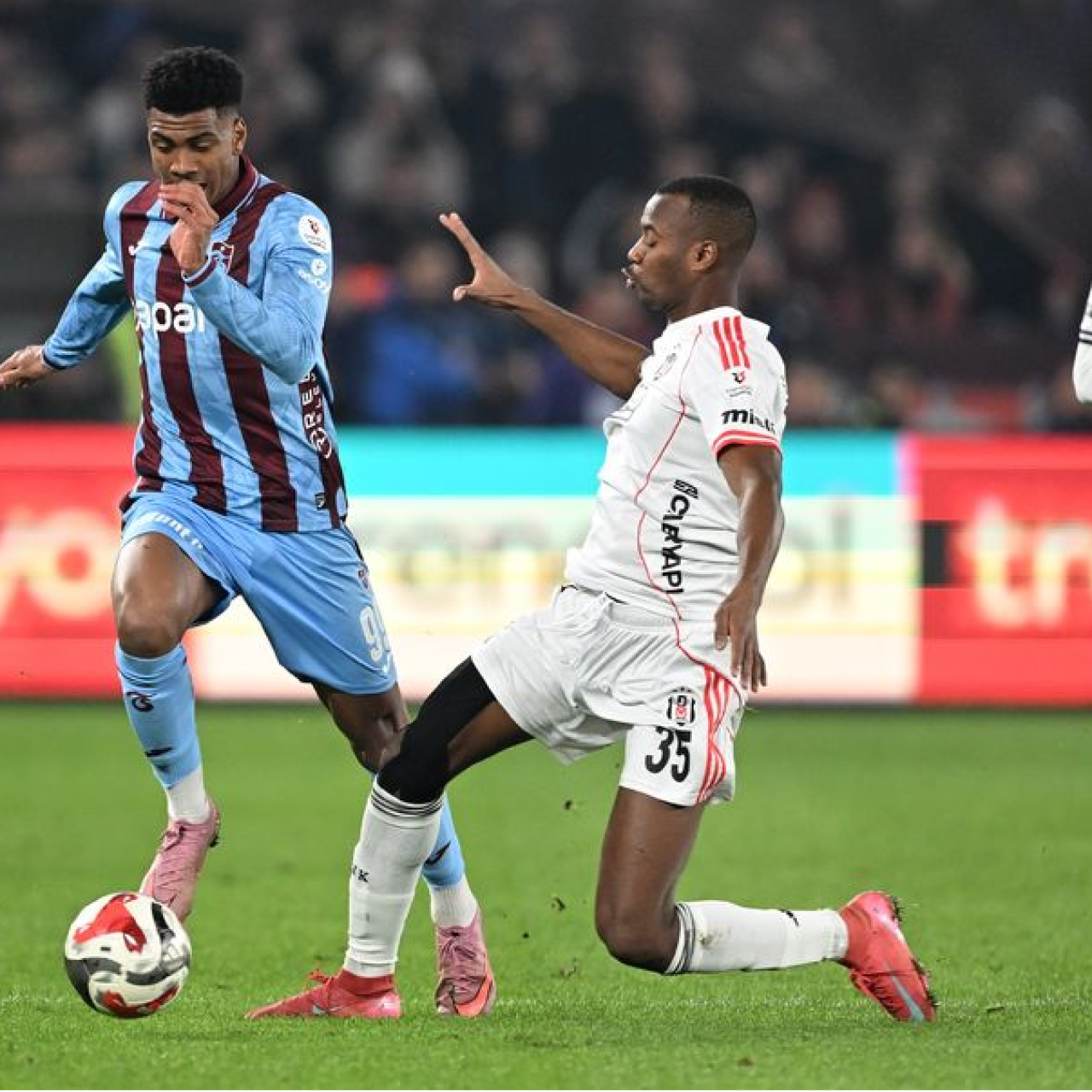 Djalo'dan hakem yönetimine tepki!