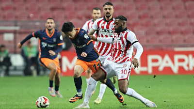 Başakşehir, Samsun'u ikinci yarıda yıktı!